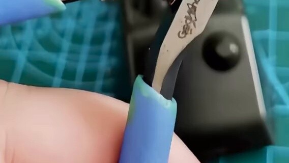 Bậc thầy đã đạt đến cấp độ 5.0 rồi, chúng ta hãy ngừng cắt người chạy nhé!