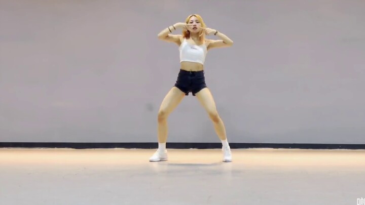 【DAN】Hwasa's solo new song "Maria" is here! Dance relay version of the song