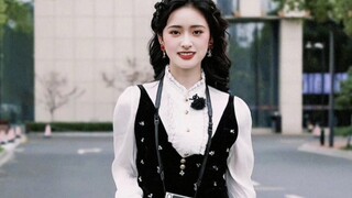 Shen Yue infinitely surpasses the Reuters of the class, Yueyue’s Hong Kong style looks are absolutel