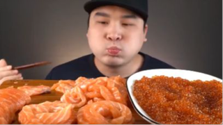 Thánh ăn hàn quốc mukbang ăn cá hồi mềm và mực trứng cá hồi #mukbang #asmr