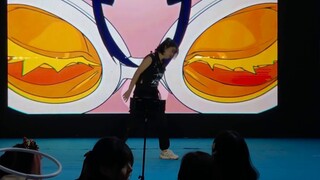 [กระโดดมีดและมีด] Dance-Ado!!! ที่แรกในการแข่งขันเต้นรำ Manzhan House! กรรมการย้ายมาวิจารณ์ยับ!