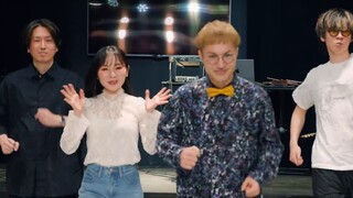 Singer himself? Japanese otaku dance "Knight & Magic" OP "Hello! My World!!" [RAB]