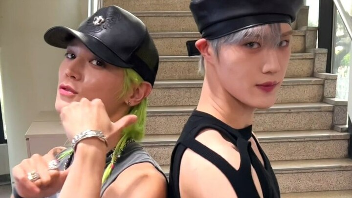 【NCT】🖤二 三 开始🖤 #SHALALA舞蹈挑战 With #HYUNSUK #TAEYONG #泰容 #SHALALA