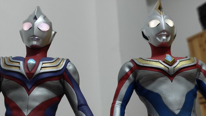 Coba kembalikan adegan dari versi film Starlight Warrior! Kombinasi Ultraman Tiga 34cm dan Ultraman 