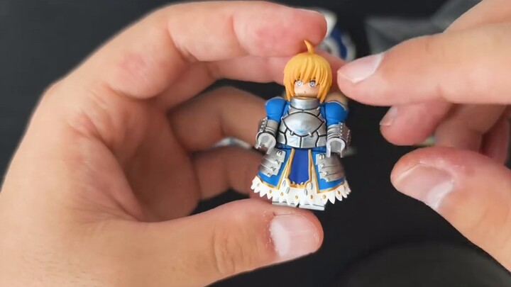 Dòng sản phẩm nhân vật nhỏ LEGO của bên thứ ba: Saber Artoria Pendragon