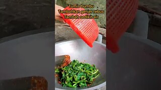 Masakan Kampung Yang Bisa Bikin Gagal Diet, Masak di Desa