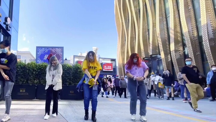Is this the cover for dancing in front of the real owner?