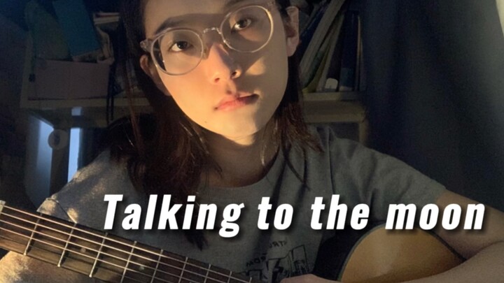 Talking to the moon (Bruno Mars) Sau khi nghe bản cover của anh da đen, tôi đã cầm cây đàn guitar và