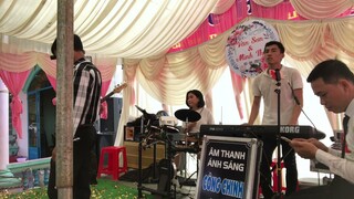 Phong Cách Trình Diễn Của Chú Quá Chuyên Nghiệp Luôn - Drum Ni Ni Cover