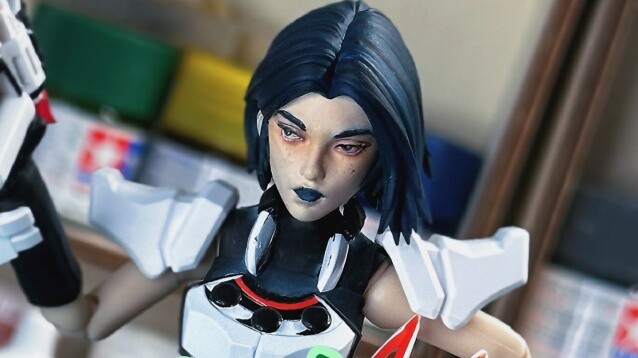 DIY 1:12 Figur Aksi Pengendara Wanita Menggunakan Brooke Kamen Rider