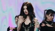 Pesta ulang tahun Rusa Putih menampilkan "Terbang" dengan lagu dan tarian yang bertenaga sehingga me