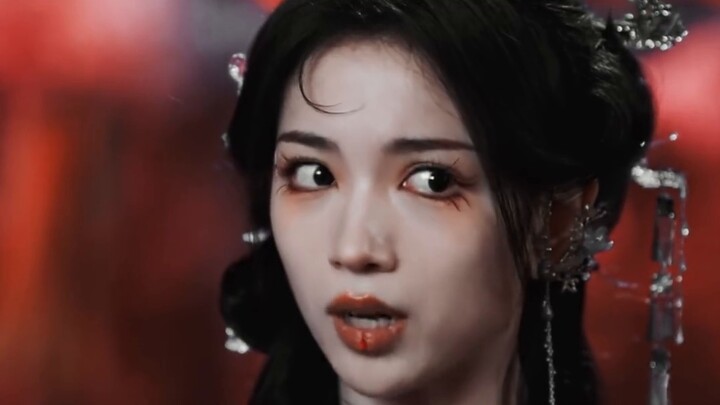 The fallen demon queen not only became more handsome, but also looked more aggressive when looking a