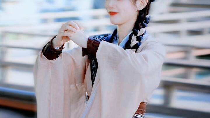 Laughing Mouse, who said that because the heroine of this drama is beautiful enough, all the female 