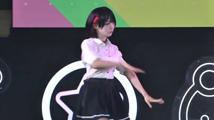Precious footage of Neo Zeon's pre-war mobilization, Char's girl group Tell Me + Pure Land
