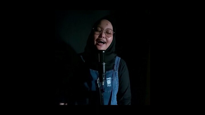 TULUS MANUSIA KUAT COVER LABSWARA | GITA SAWASDEE SMAN 62 JAKARTA
