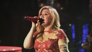 Kelly Clarkson - Underneath the Tree