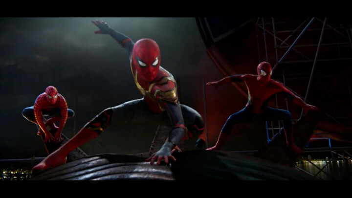 [Karakter Cina dwibahasa] "Spider-Man" tiga serangga mengalahkan penjahat dalam bingkai yang sama, m