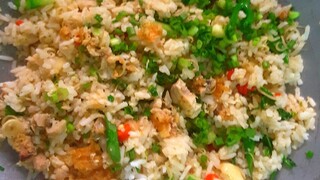 ข้าวผัด ข้าวผัดปลาอินทรีย์ ปลาอินทรีย์ผัดข้าว  Fish Fried Rice