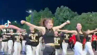 TikTok dance