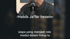 sebaik-baiknya manusia adalah yang....