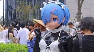 ทัวร์ชมนิทรรศการการ์ตูนคิกุรุมิหิ่งห้อยหนึ่งวัน