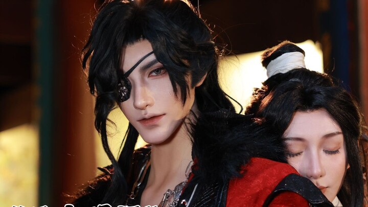 [Heaven Official's Blessing/花城谢伦 cos] Your Highness, you are really killing me...