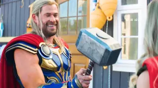 Storm Axe: Thor, you still can't forget that little cheap hammer!