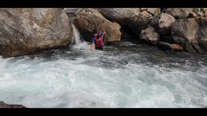 Freshwater Fishing in Nepal | Small River Fishing with Handmade Cast Net |