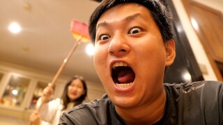 只是给你吃一块饼干而已！没必要下手这么狠吧！