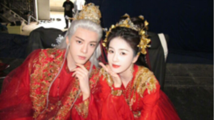 [Bai Lu x Zeng Shunxi｜Linjiangxian] Ah Yue looks the most beautiful in red, she goes through the cro