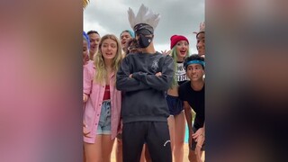 Escreva "Kakashi é..." e deixa o corretor completar! 3 MILHÕES 🌽🌽🌽 obrigada wizzplace kakashi kakashisempai anime otaku naruto