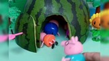 Toy animation: The pigs are all home