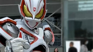 Kamen Rider Scholar