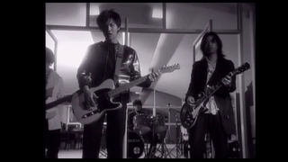 Paradox - รุ้ง MV