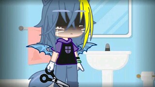 cutting her beautiful blue hair off...//xyn's backstory (ft keyzo)