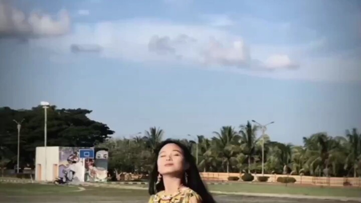 Baju adat kenyah bisa kali ya