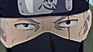 "Kakashi phiền phức quá, cứ để anh ấy ở đây đi."