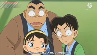 Detektif conan/|| conan melihat ayumi dan haibara telanjang?