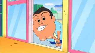 "Cằm đôi của Kỳ Sơn giống như một dãy núi nhỏ, nhấp nhô, rất dễ thương."