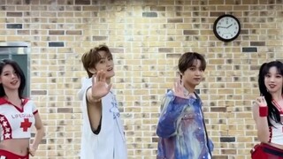 【NCT】Girl group/tarian solo wanita yang dinyanyikan orang-orang pada tahun 19.0