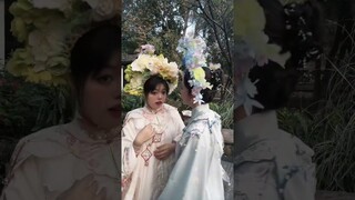 簪花啦，两个花仙子#簪花#shorts