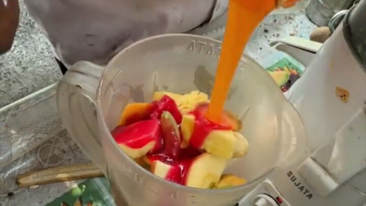 Jus Mix Fruit Segar Ukuran Extra Jumbo Size 1 Blender Full