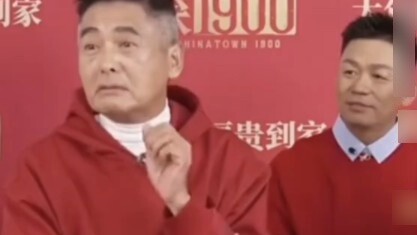 Chow Yun-fat telah membuat film selama 50 tahun dan memiliki pengalaman pertamanya dalam hidup! Spoi