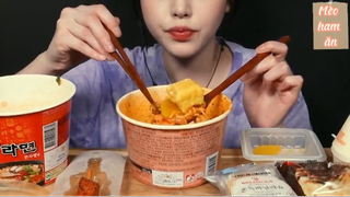Mì hộp, xúc xích, burito, món tráng miệng phần 8 #anngonmoingay