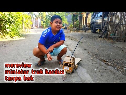 mereview truk miniatur kardus tanpa bak belakang