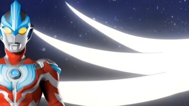 You are Ultraman Ginga, and you see a group of girls fighting a giant alien creature...