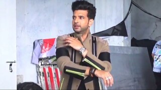 #KaranKundra 😄 😁 😆 Funny Moment At #DanceDeewane Set 🕺