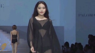 [Fashion] Pertunjukan pakaian dalam Wuhan