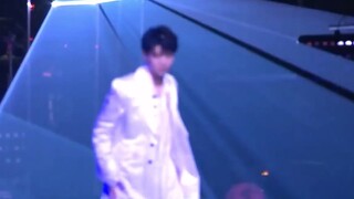 【TFBOYS】ในที่สุดลมจากเมืองบนภูเขาก็พัดการบ้านสุดท้ายของฉันออกมา (เพลงคัตรวม)