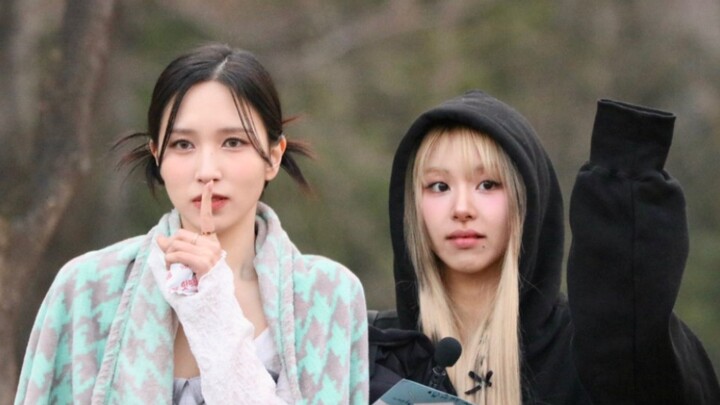 The reasons why michaeng doesn't look at her are: